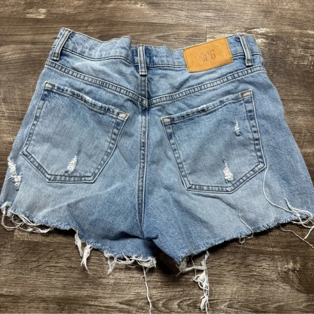 BDG By Urban Outfitters Jean Shorts Size 28